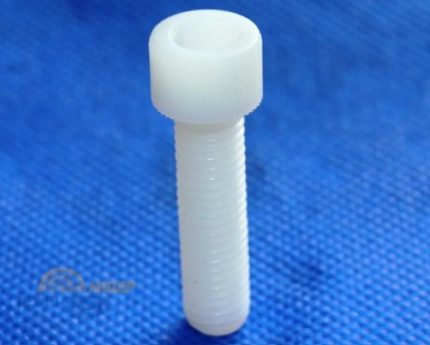 Plastic Screw For Nylon Extension 4-001-09-0321 M8 X 25 PA